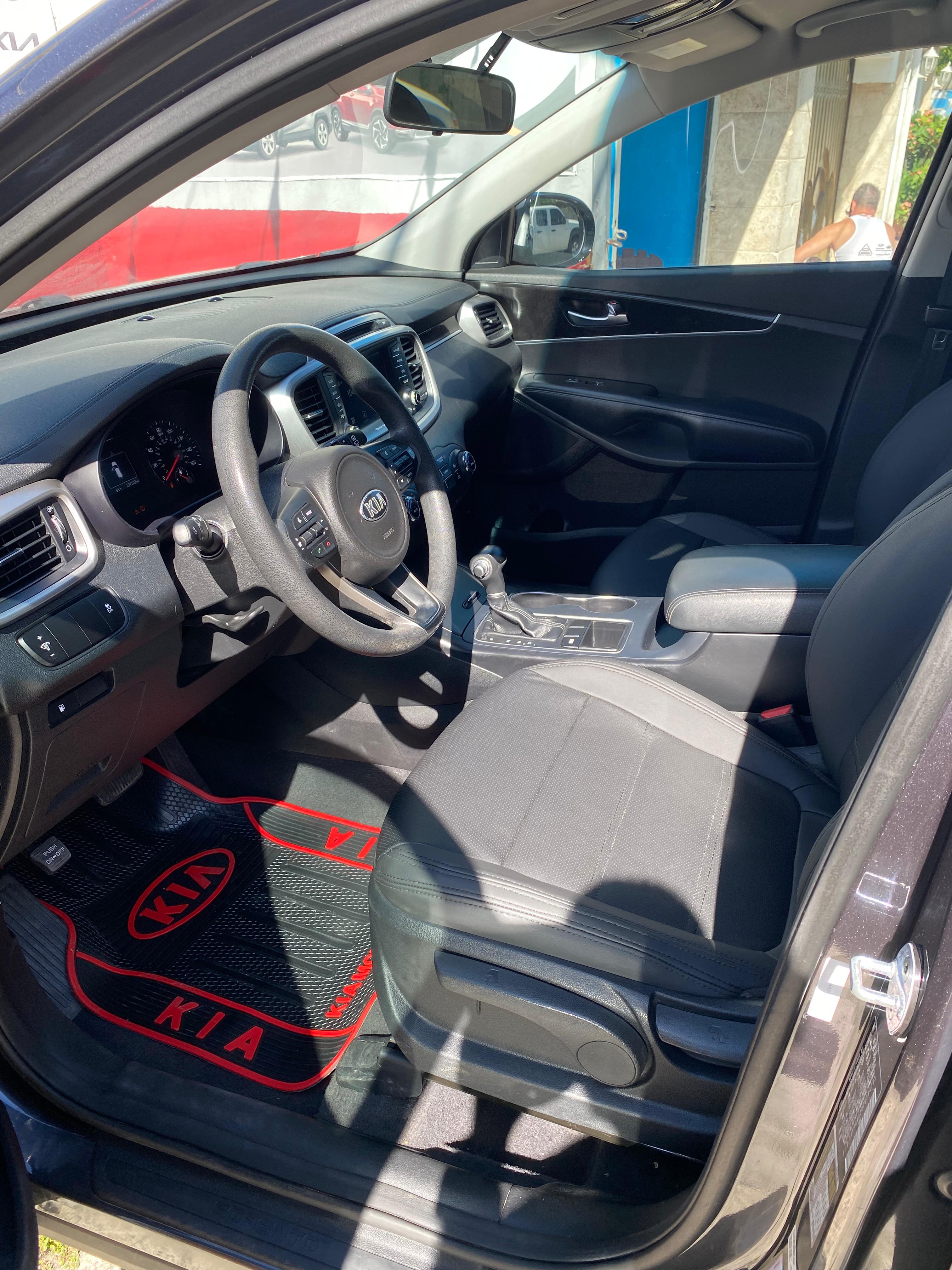 KIA SORENTO LX 2018 Foto 7275292-6.jpg