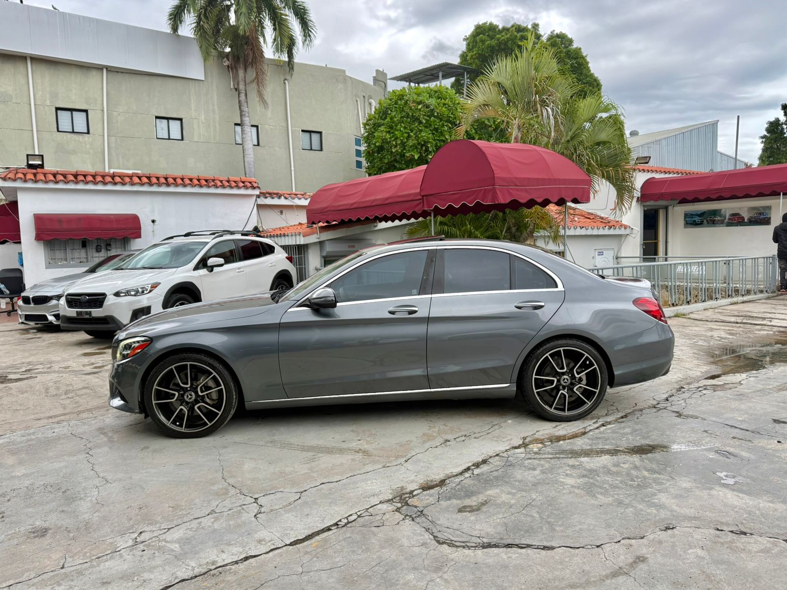 Mercedes Benz C300 2019 Foto 7275317-3.jpg