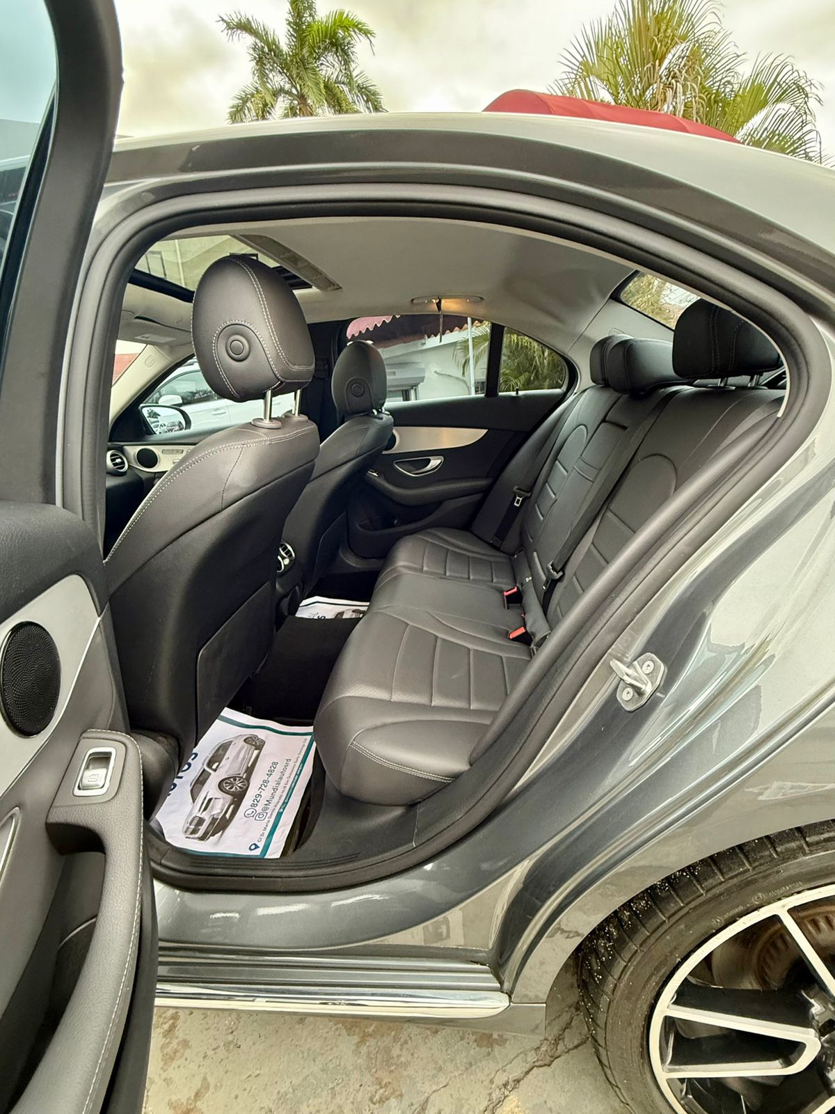 Mercedes Benz C300 2019 Foto 7275317-7.jpg
