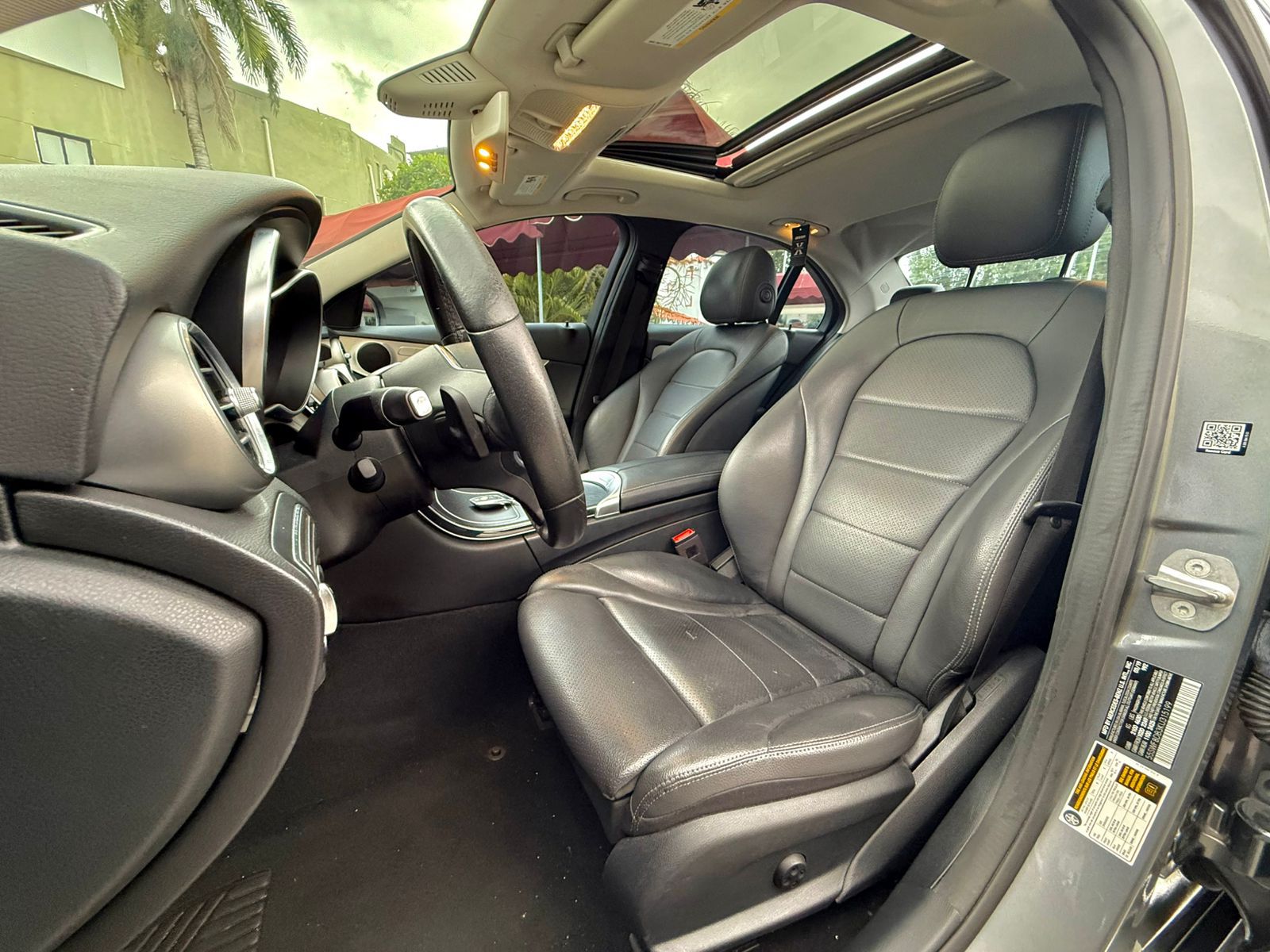Mercedes Benz C300 2019 Foto 7275317-8.jpg