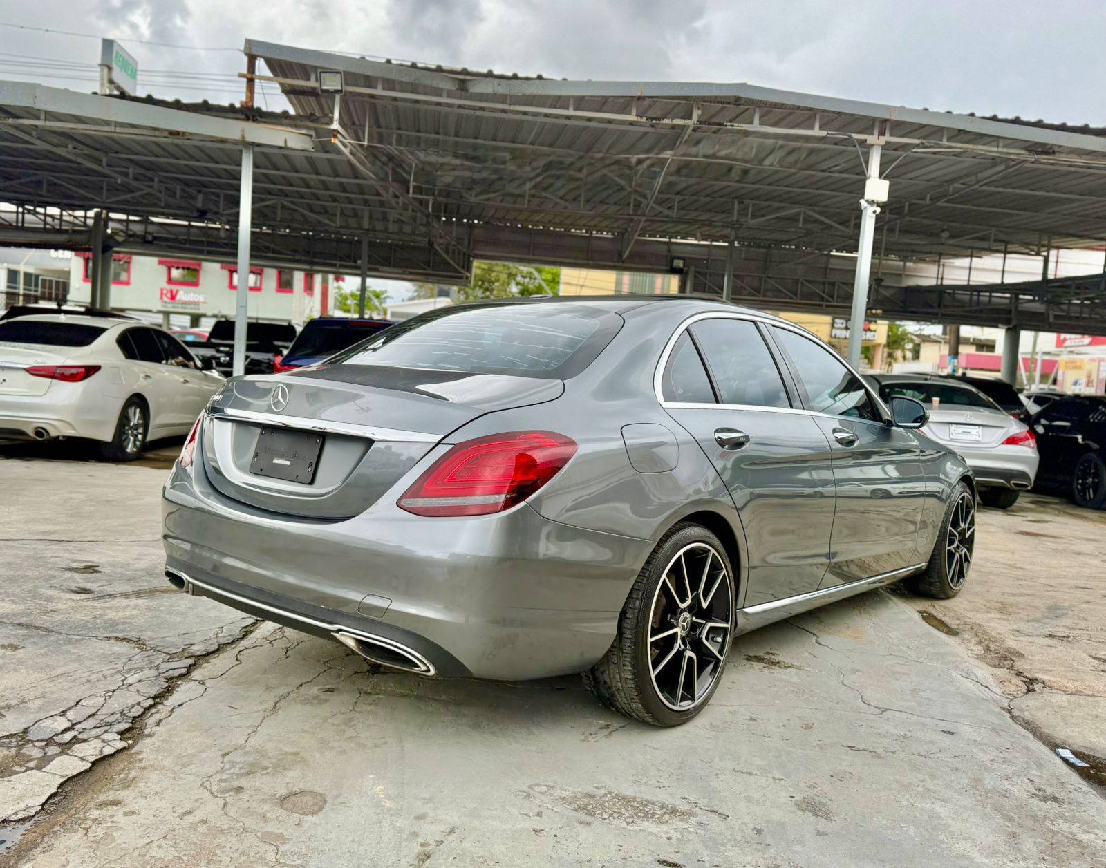 Mercedes Benz C300 2019 Foto 7275317-9.jpg