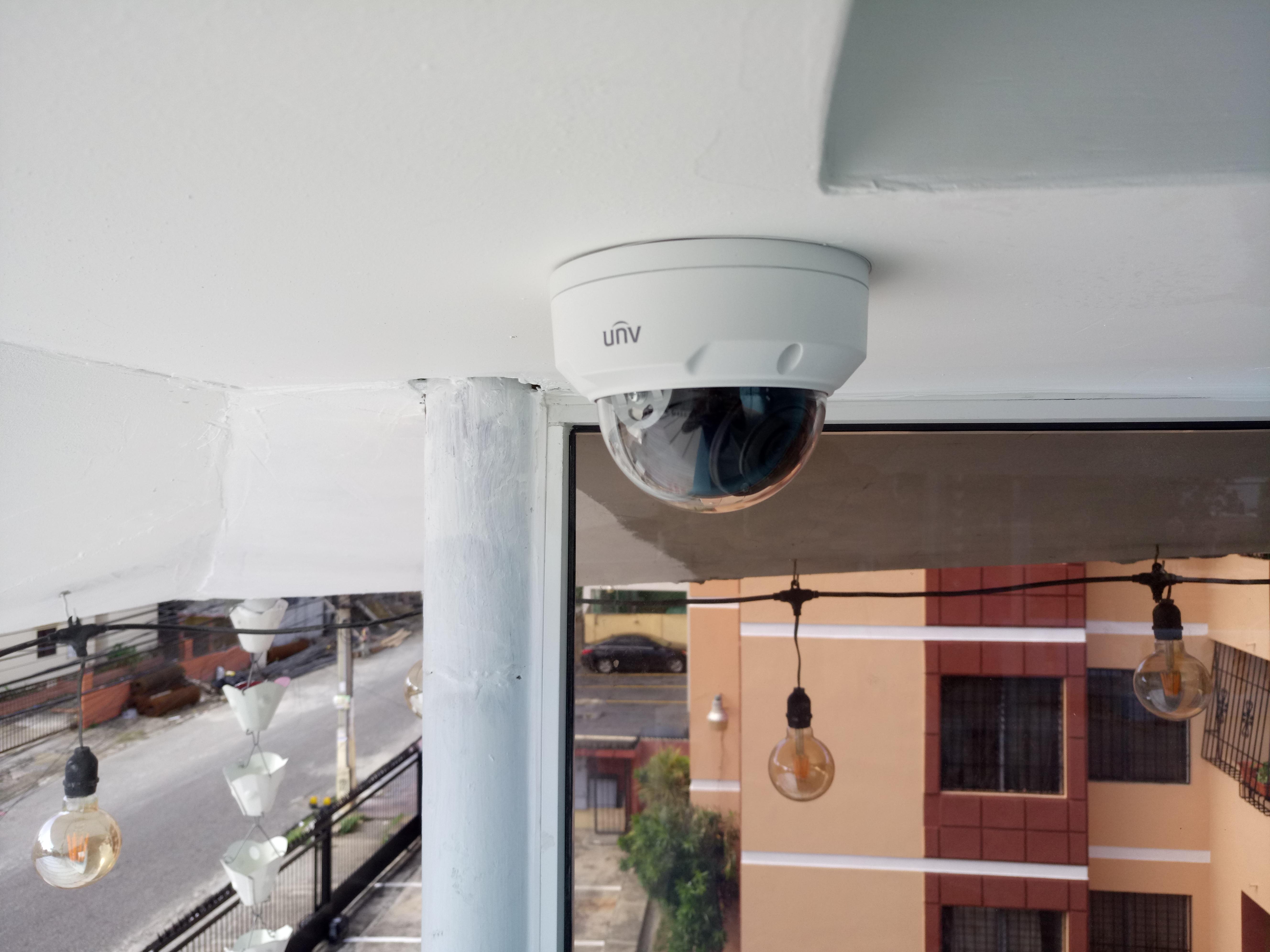 Reparacion e Instalación de camaras de seguridad para el cuidado de su Foto 7275409-2.jpg
