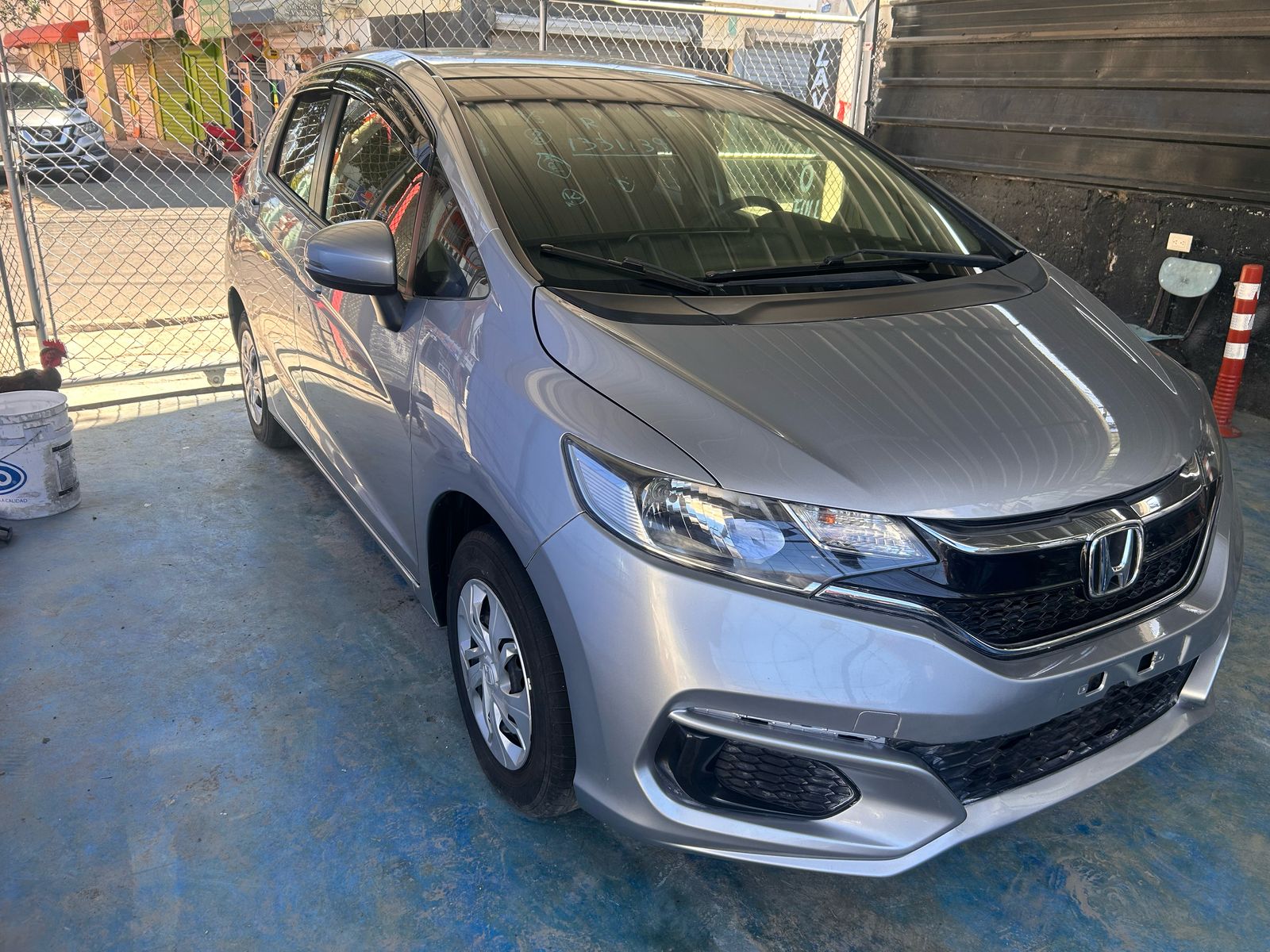 HONDA FIT GRIS 2019 RECIEN IMPORTADO  Foto 7275426-5.jpg