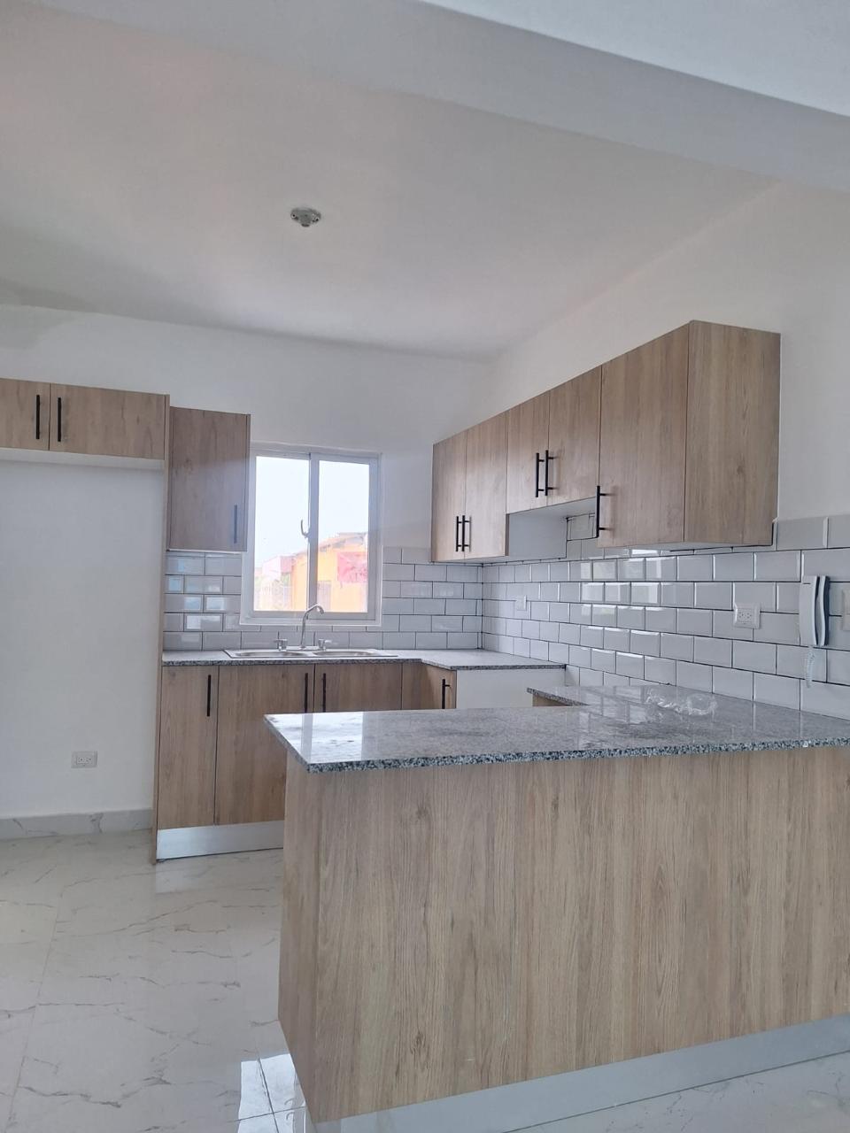 Apartamento de 3 Habitaciones en Venta en la Av. España.  Foto 7275451-3.jpg