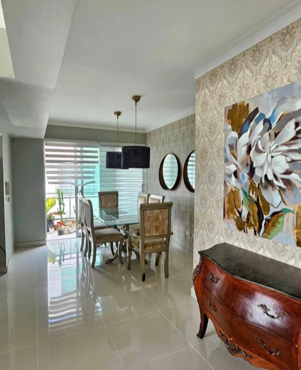 Apartamento de 4 Habitaciones en Venta en Gazcue. Foto 7275462-3.jpg