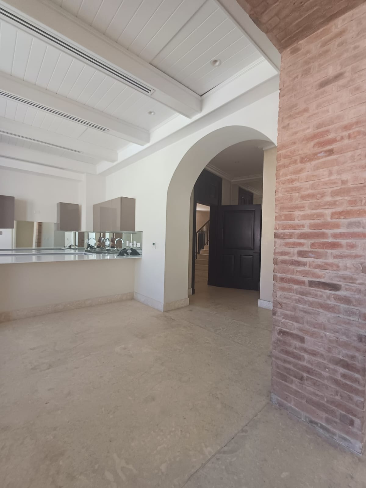 Venta Apart-Hotel. USD10500000 Foto 7275497-6.jpg