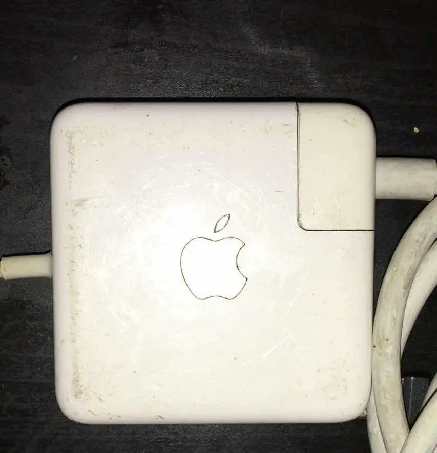 Cargador Apple 60W MagSafe 1 para Macbook MacBook Pro y MacBook Air. Foto 7275527-1.jpg