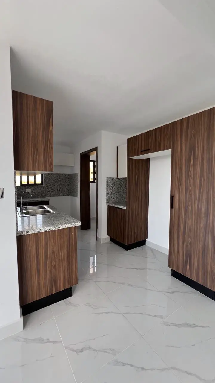 Apartamento de 3 Habitaciones en Venta en la Av. Ecológica.  Foto 7275546-3.jpg
