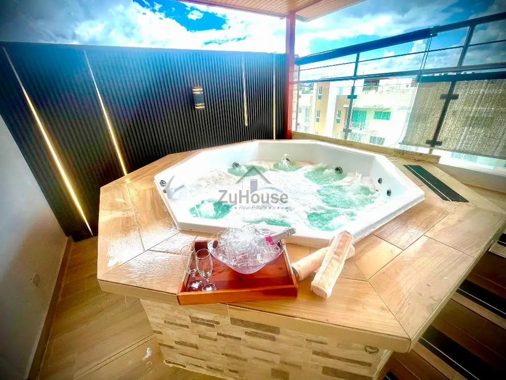 Penthouse Amueblado 3 Habitaciones/3 Baños/Terraza/BBQ y Jacuzzi en Re Foto 7275578-1.jpg