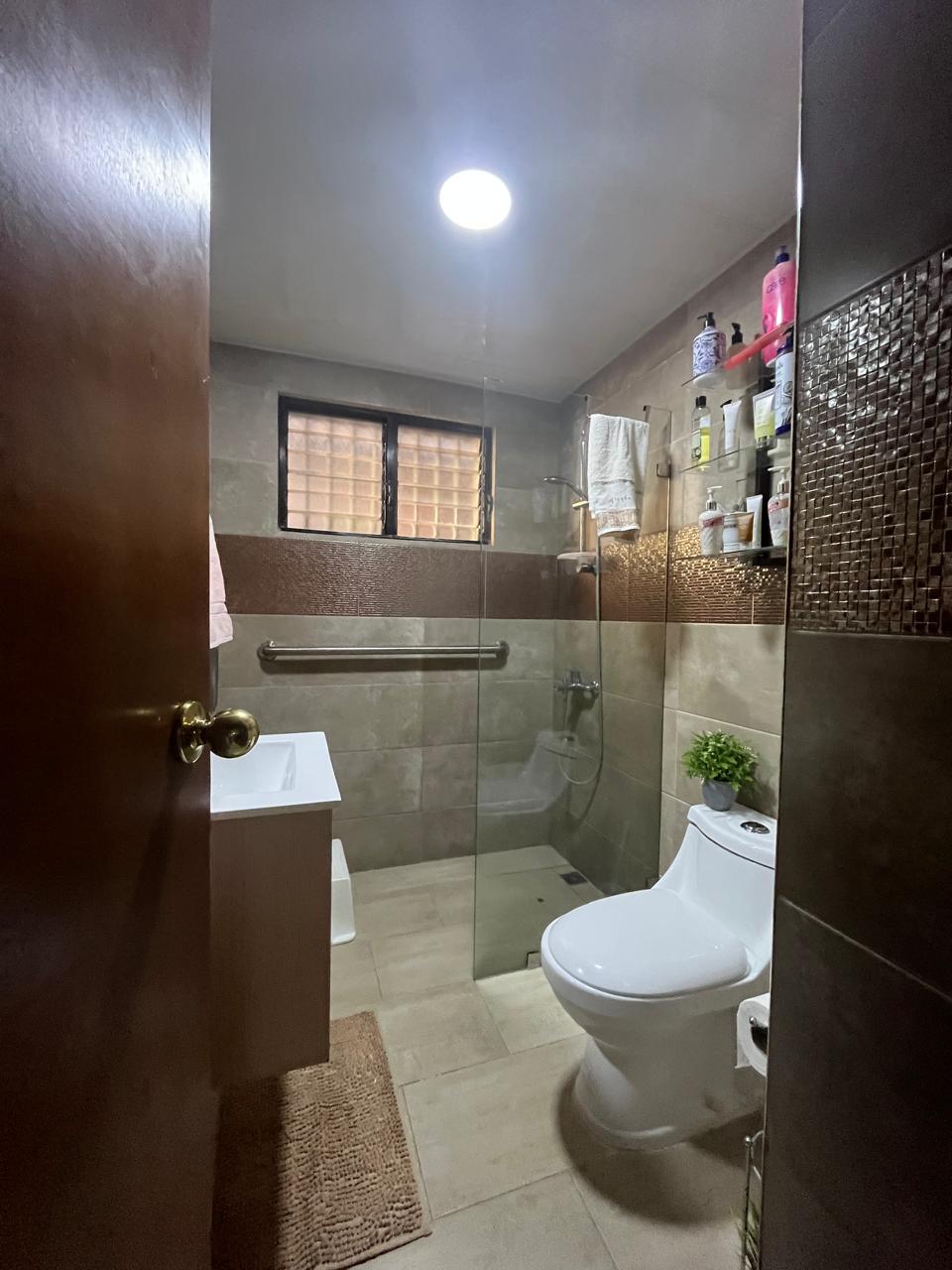 Apartamento en venta de 2 Habitaciones en Gazcue Foto 7275696-12.jpg