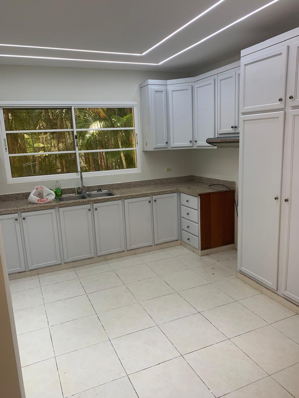 Villa de 3 Habitaciones en Venta en Juan Dolió.  Foto 7275714-4.jpg