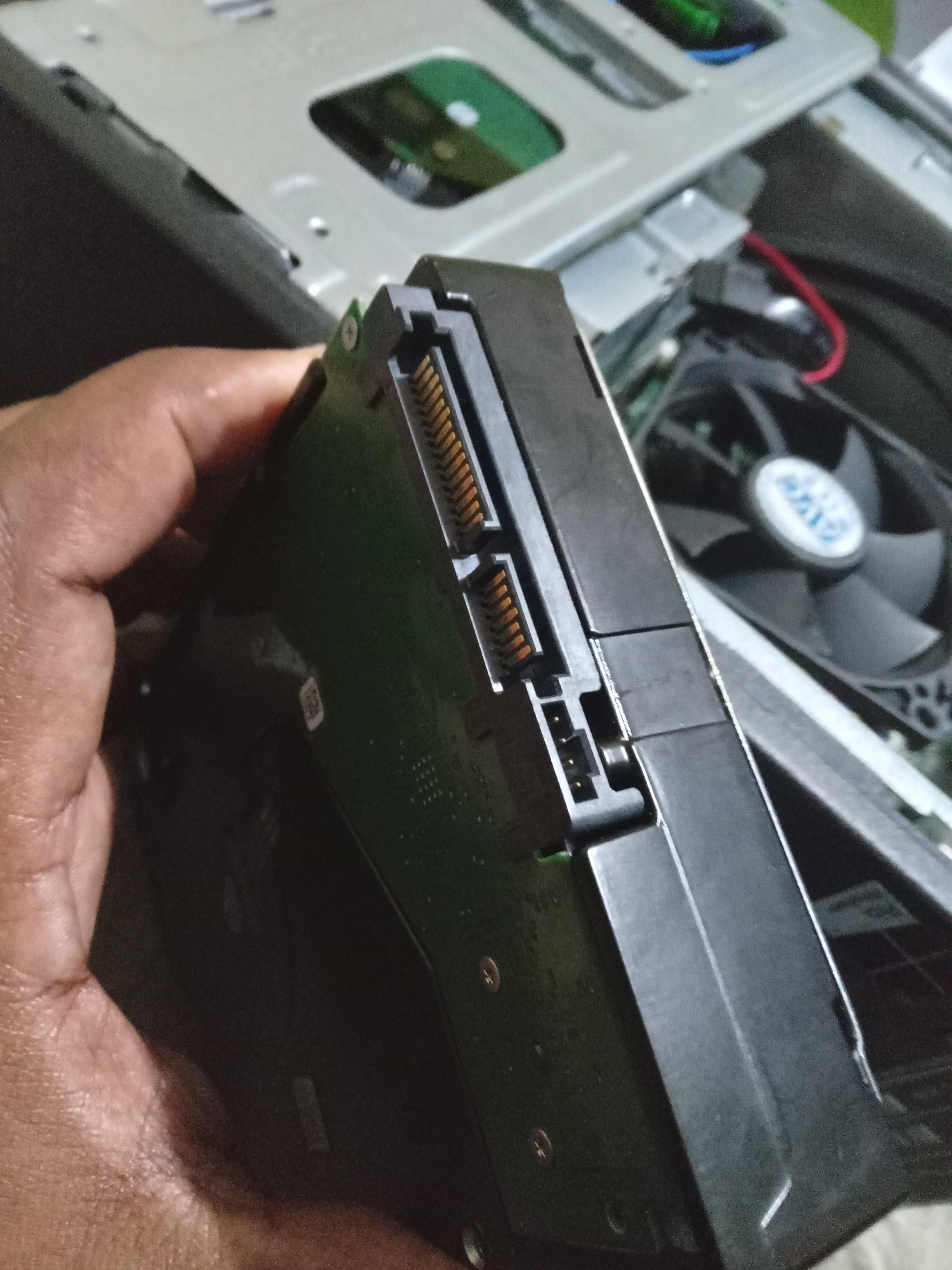 DELL HDD 6TB SATA3 Foto 7275751-2.jpg