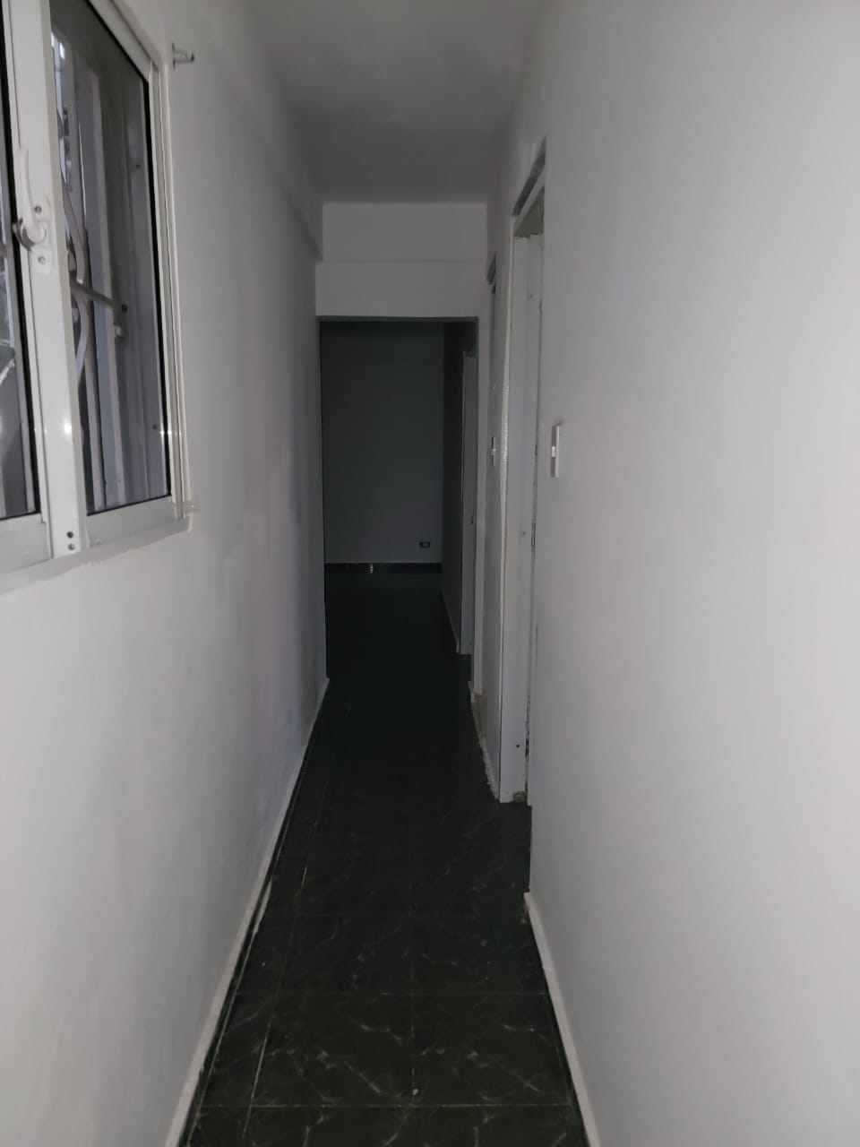 RENTO APART 1ER. PISO 2 HABITACIONES BALCON...STO.DGO.ESTE. RD12 MIL Foto 7275948-8.jpg