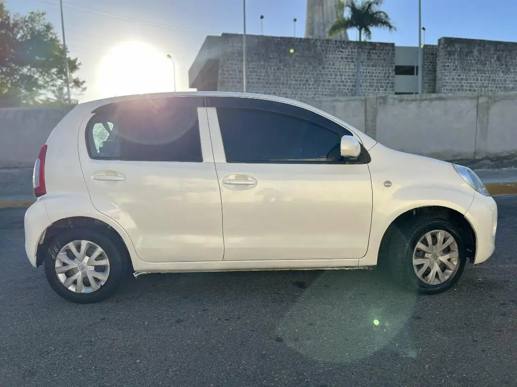 Toyota Passo 2015 Foto 7275984-2.jpg
