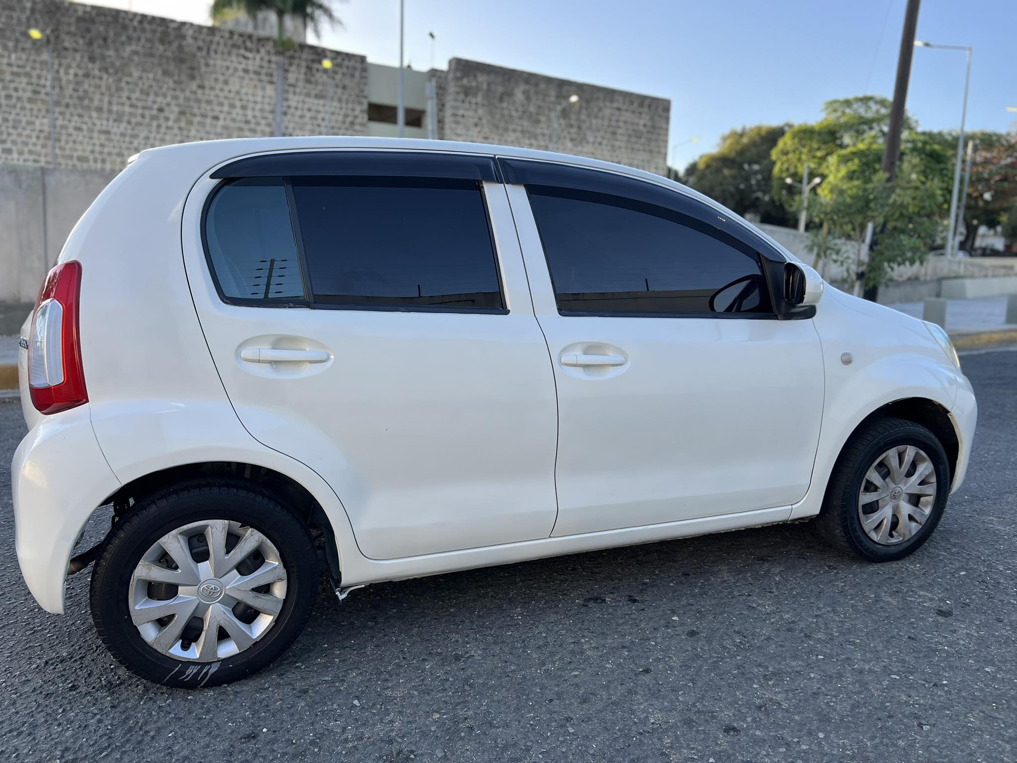 Toyota Passo 2015 Foto 7275984-8.jpg
