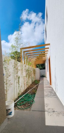 EN VENTA CASA MODERNA EN LAS CARMELITAS SANTIAGO Foto 7275998-3.jpg