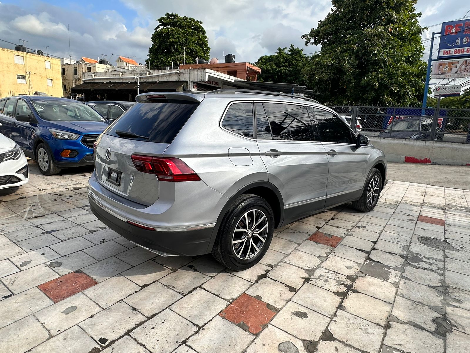 VOLKSWAGUER TIGUAN GRIS 2020 AMERICANO RECIEN IMPORTADO Foto 7276021-6.jpg