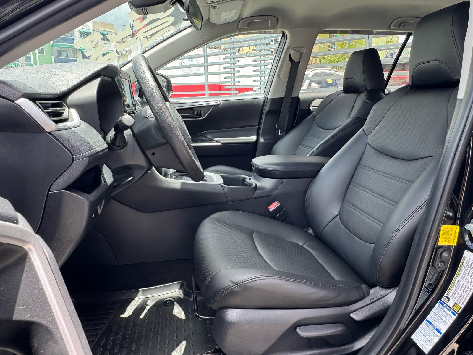 Vendo Toyota RAV4 2022 LE Plus en Santo Domingo Este Foto 7276084-3.jpg