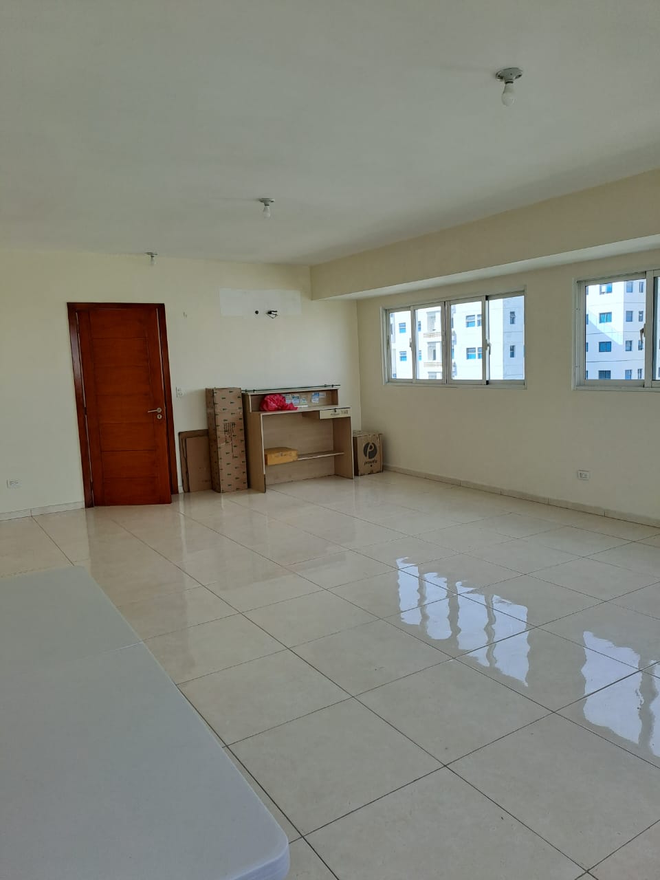 Vendo Apto en El Vergel Torre Labro 180 Mts.2 3 HABS. 3er. Nivel con s Foto 7276332-7.jpg