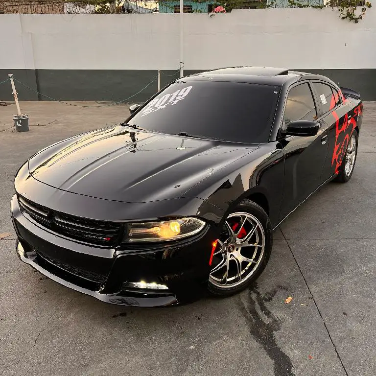 Dodge Charger SXT 2019 Foto 7276336-2.jpg