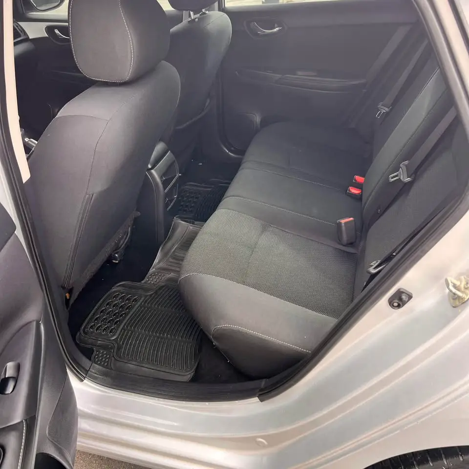 Nissan Sentra 2019  Foto 7276341-10.jpg