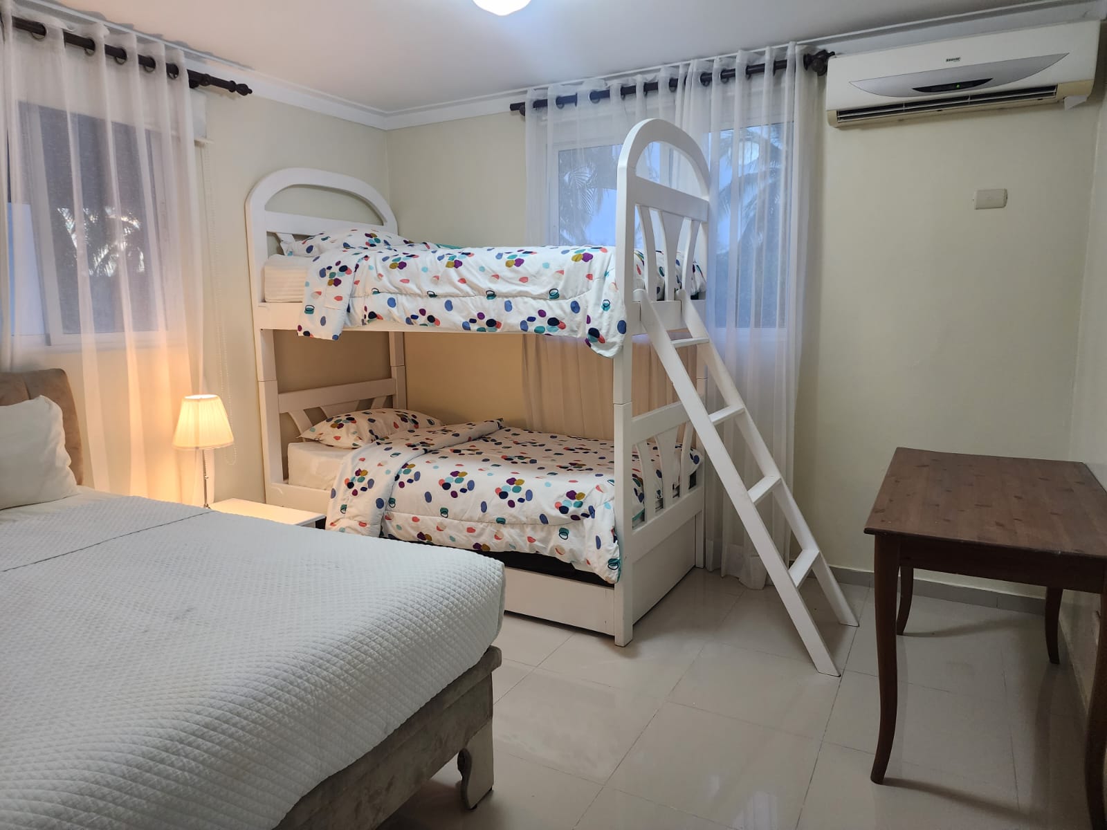 Vendo apartamento totalmente amueblado en Juan Dolió Foto 7276423-7.jpg