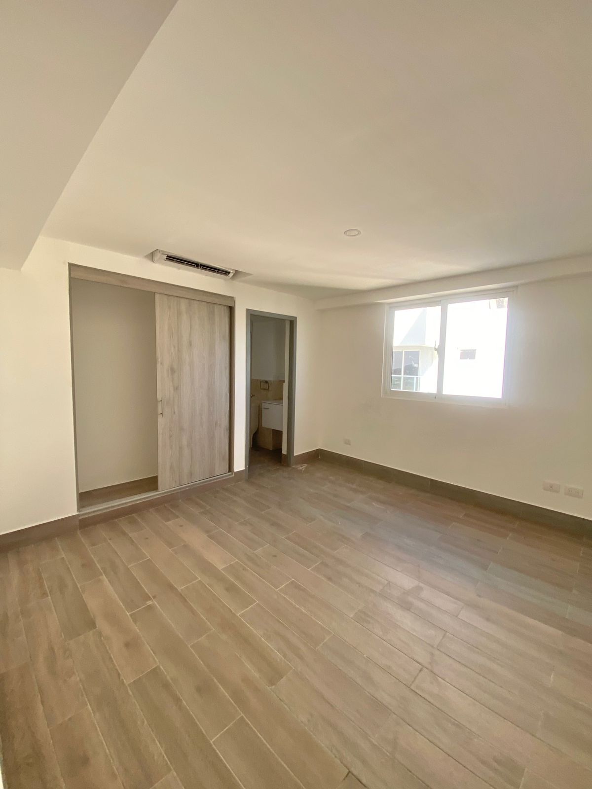 Vendo hermoso apartamento en JUAN DOLIO  Foto 7276455-5.jpg