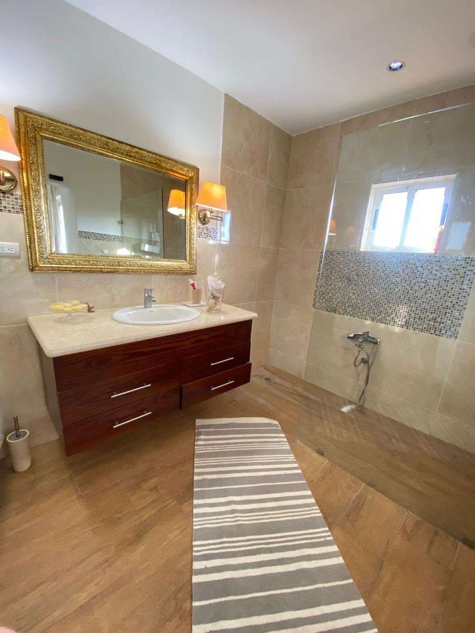 Vendo fabuloso apartamento Ubicado en Los Corales Guavaberry Golf  Cou Foto 7276460-9.jpg