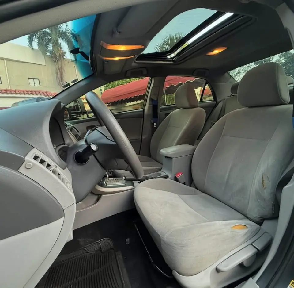 TOYOTA COROLLA 2010  SUNROOF Foto 7276538-10.jpg