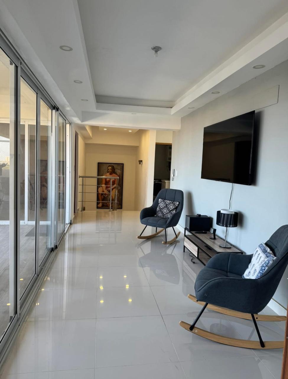 Apartamento de 3 Habitaciones en Venta en la Zona Universitaria.  Foto 7276580-2.jpg