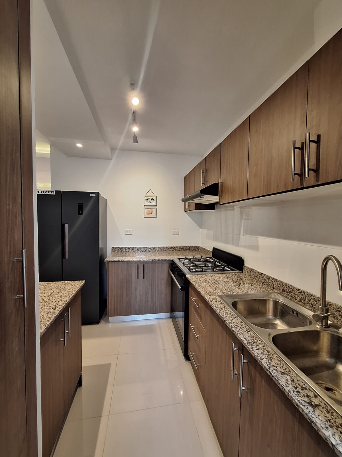 Apartamento de 3 Habitaciones en Venta en las Américas.  Foto 7276613-15.jpg