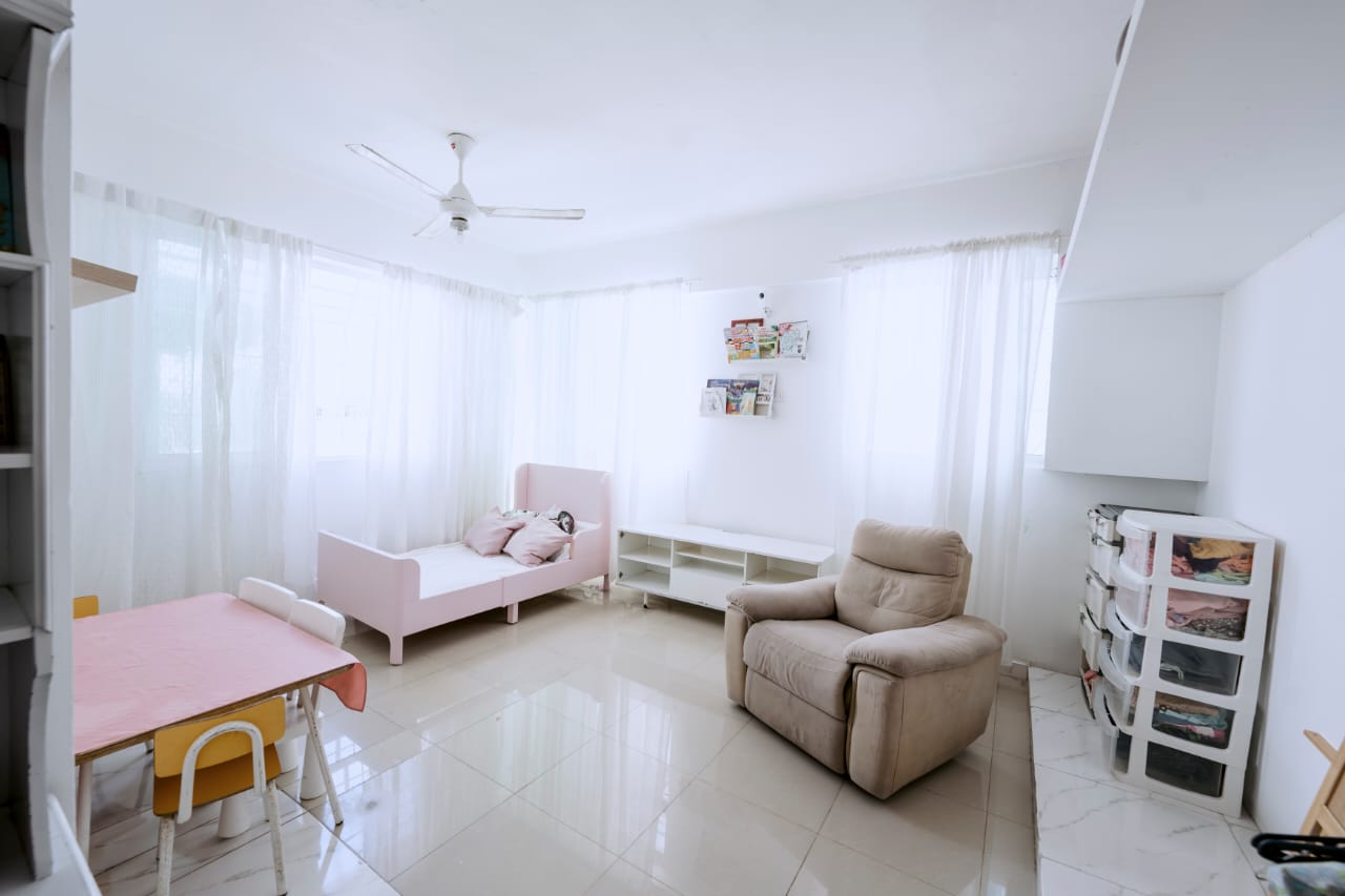Apartamento de 3 Habitaciones en Venta en la Av. Independencia.  Foto 7276672-3.jpg