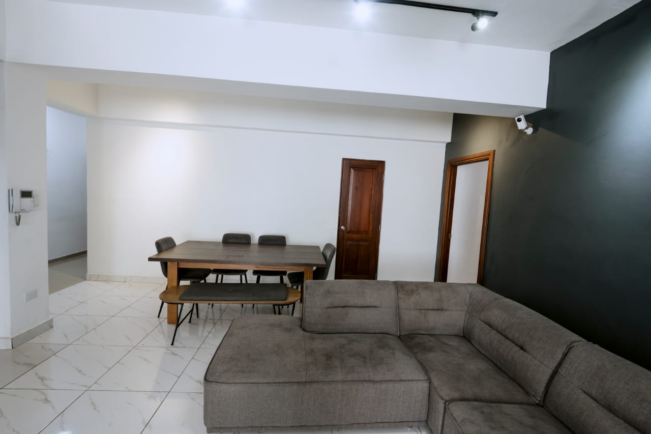 Apartamento de 3 Habitaciones en Venta en la Av. Independencia.  Foto 7276672-6.jpg