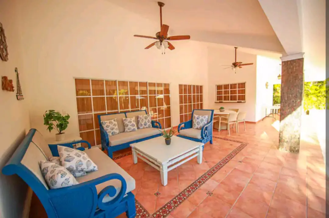 Villa de 4 Habitaciones en Venta en Juan Dolió.  Foto 7276708-4.jpg
