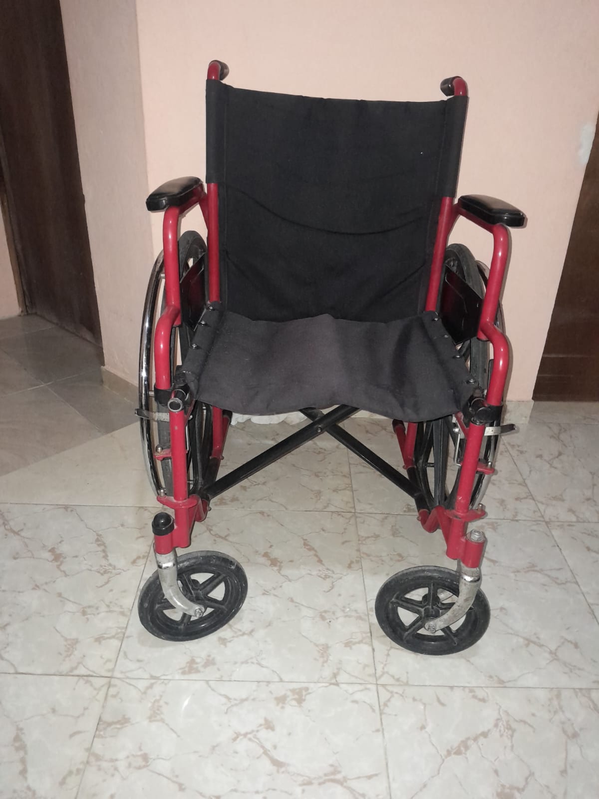 Silla de ruedas  Foto 7276773-2.jpg