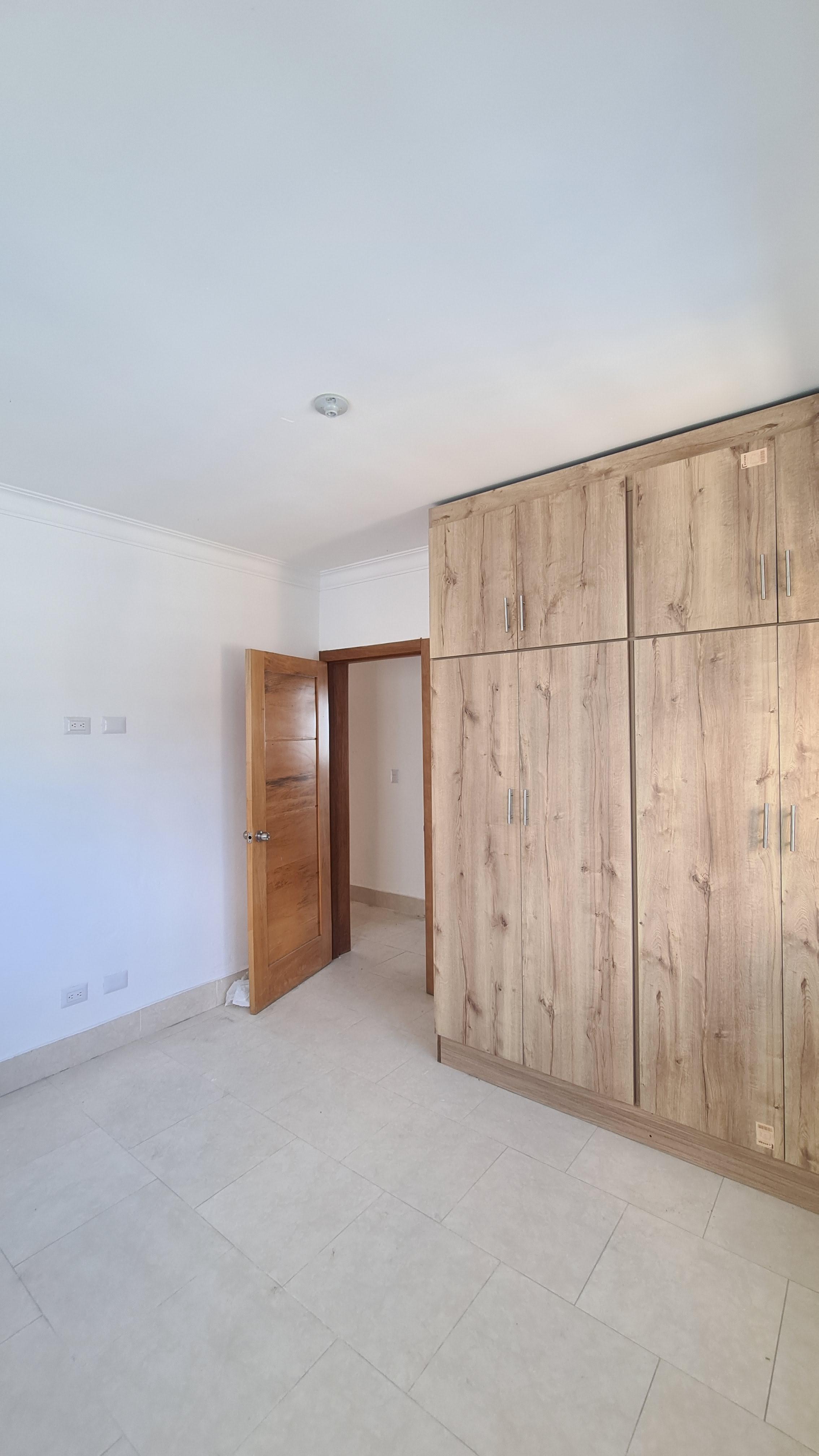 Apartamento en alquiler en residencial cerrado en San Cristobal Foto 7276934-8.jpg