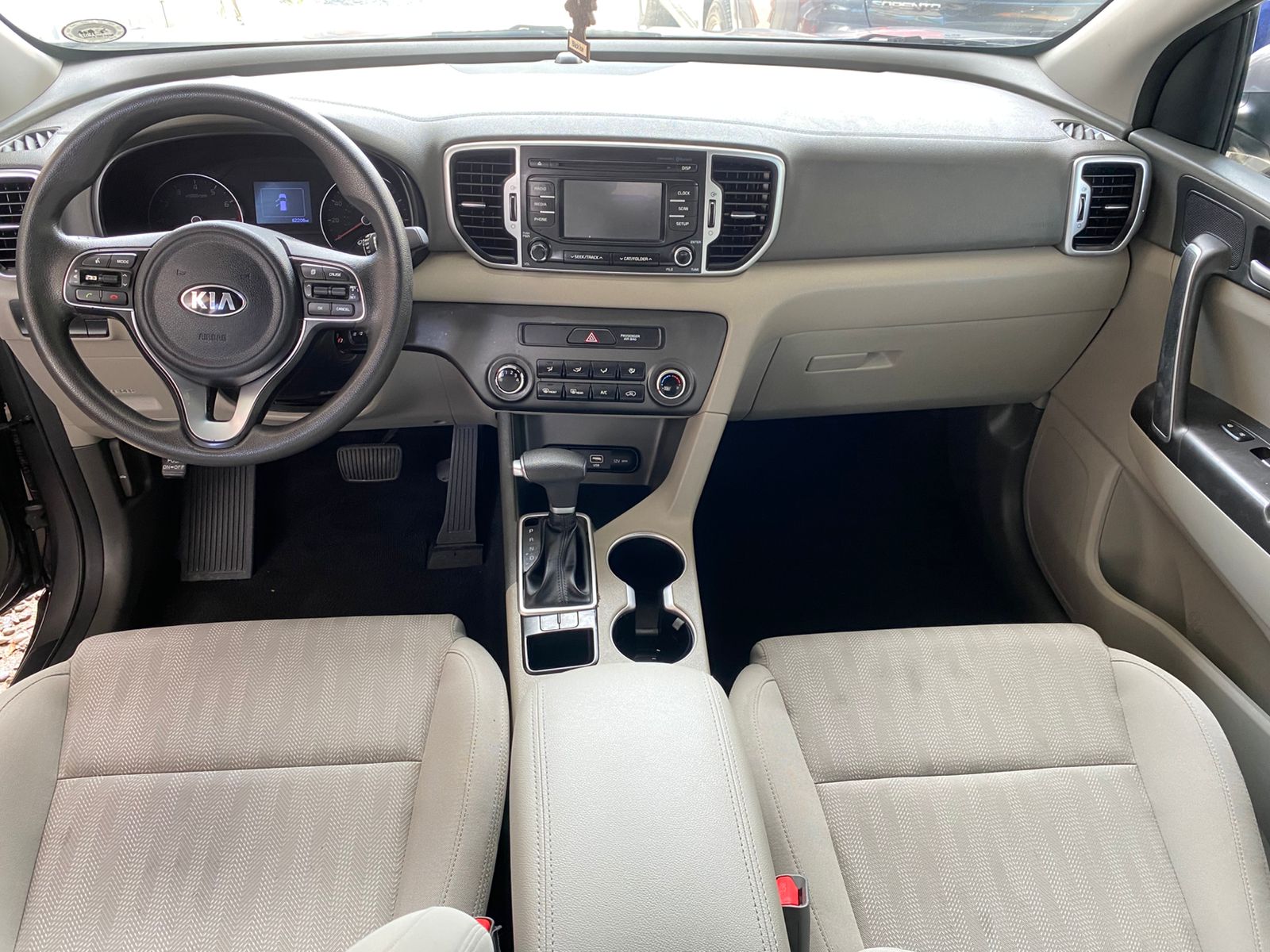 KIA SPORTAGE LX 2019  Foto 7276979-6.jpg