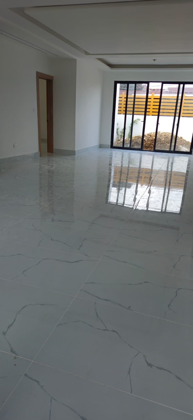 Venta de Casa en residencial cerrado en los Llanos de Gurabo Santiago  Foto 7277109-4.jpg
