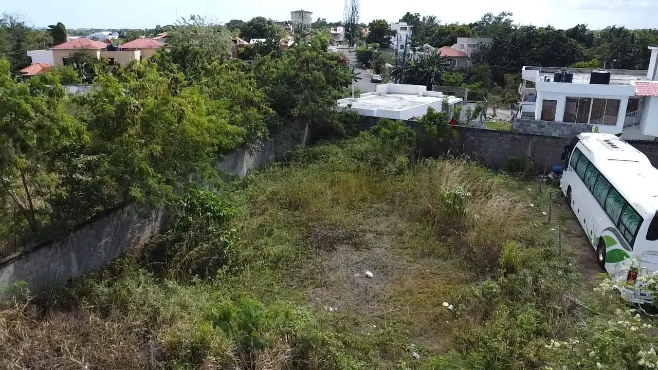 Venta de Solar en Zona Tranquila y en Desarrollo  Alto del Parque” Foto 7277144-3.jpg