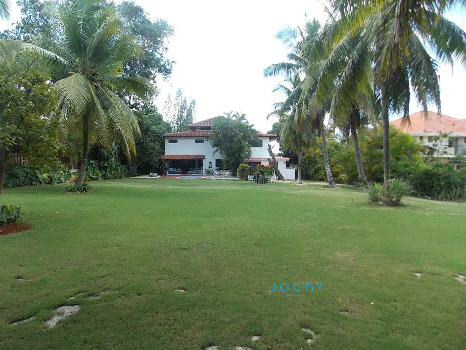 Jochy Real Estate vende villa en Casa de Campo La Romana R.D Foto 7277209-10.jpg