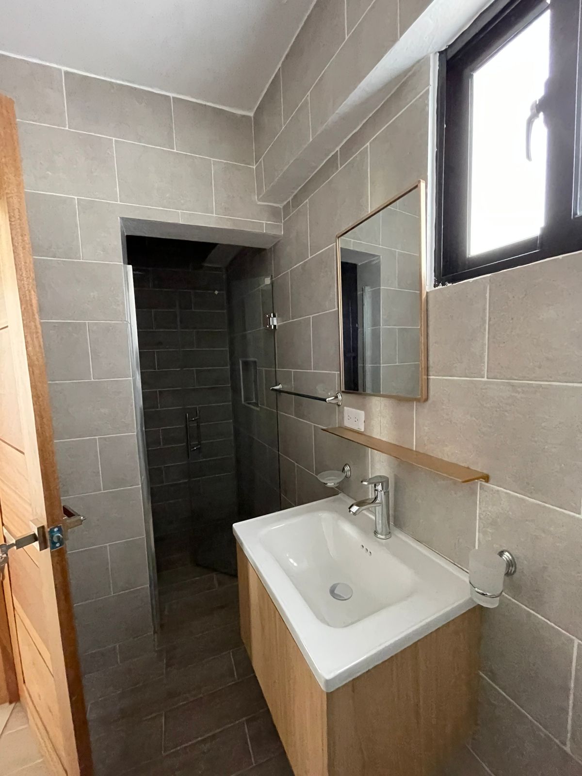 APARTAMENTO EN VENTA – JARDINES DEL SUR SANTIAGO Primer nivel con pati Foto 7277213-1.jpg