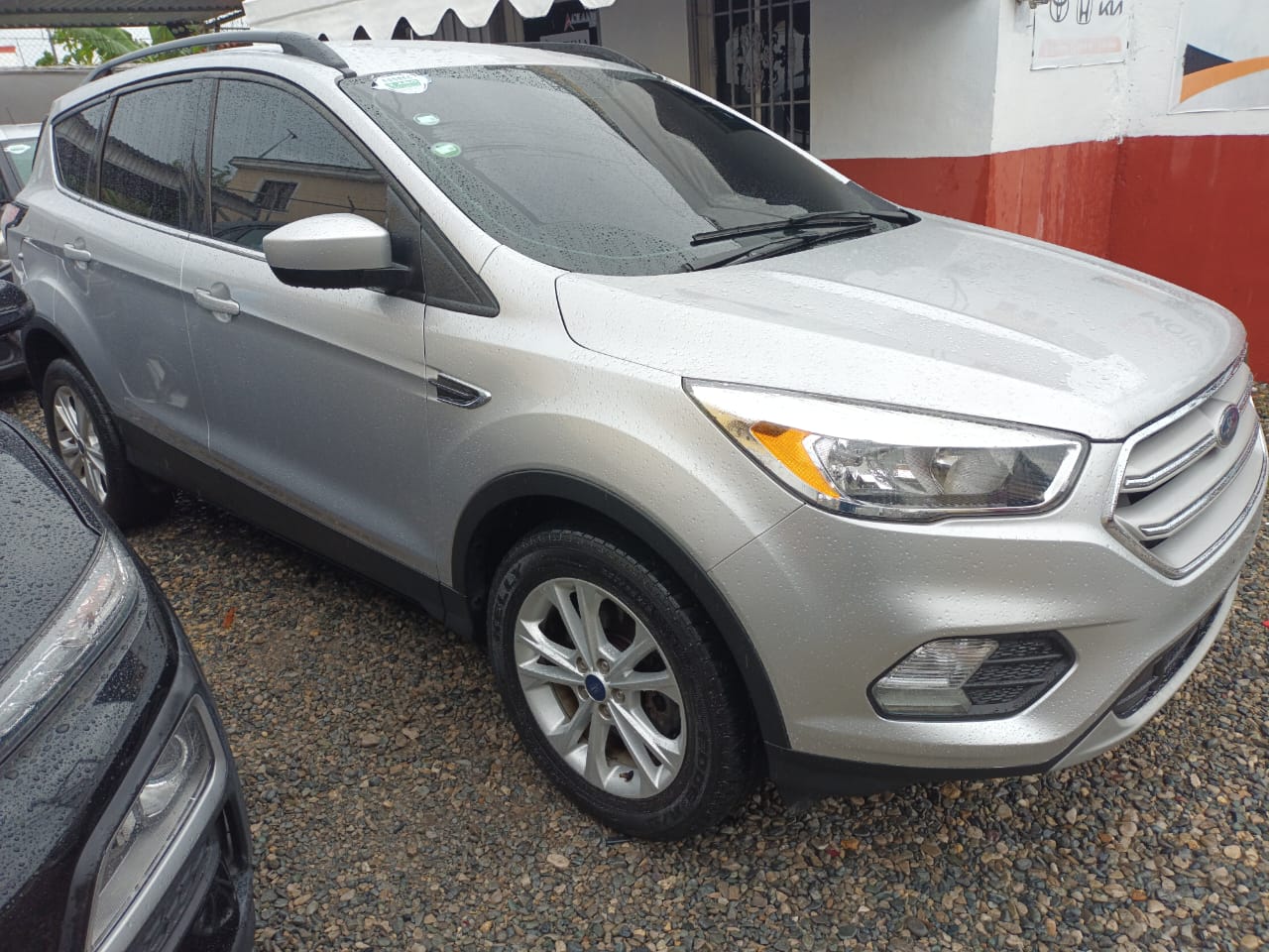 FORD ESCAPE 2018 Foto 7277251-3.jpg