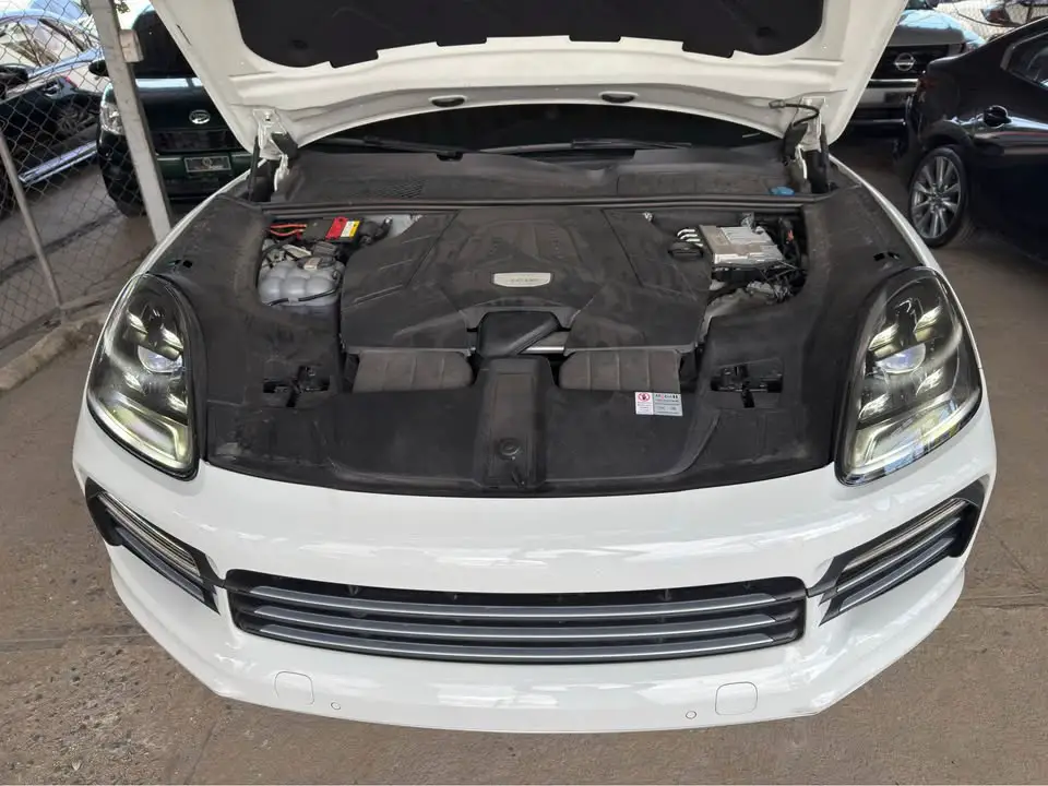 Porsche Cayenne 2019 Foto 7277268-9.jpg