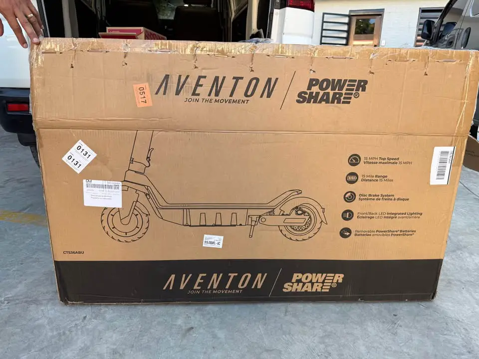 SCOOTER ELÉCTRICO AVENTON  Foto 7277299-3.jpg