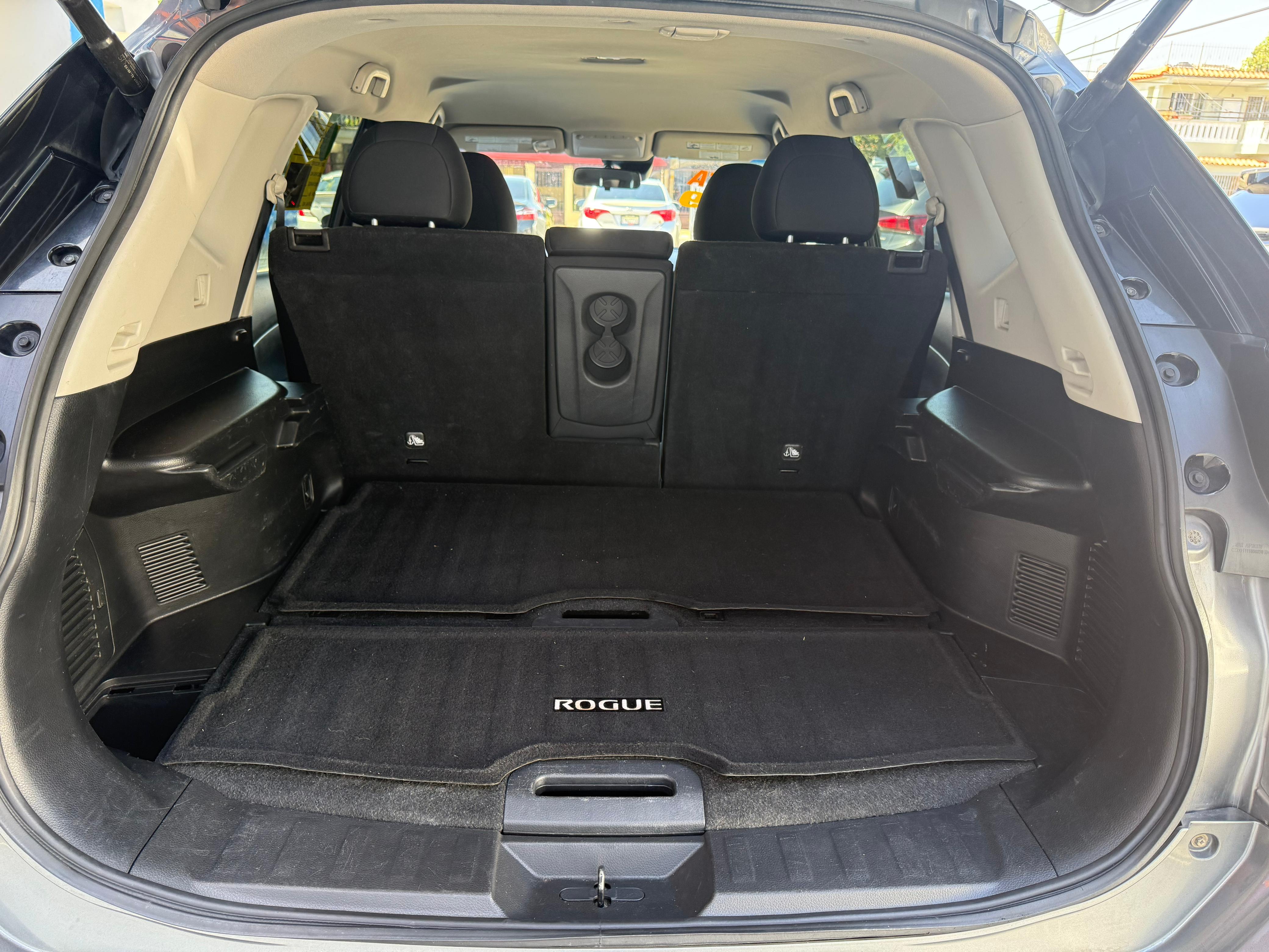 nissan rogue sv Foto 7277493-5.jpg