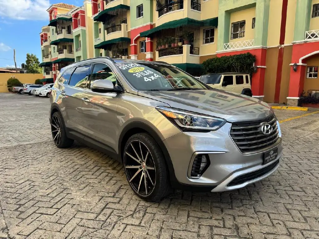 Hyundai Santa Fe sport año 2018 Foto 7277499-1.jpg