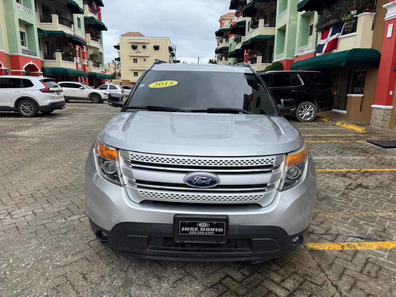 Ford Explorer XLT tres filas año 2015 Foto 7277503-2.jpg