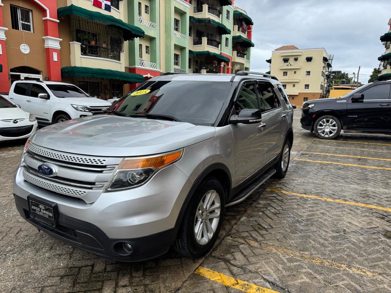 Ford Explorer XLT tres filas año 2015 Foto 7277503-9.jpg