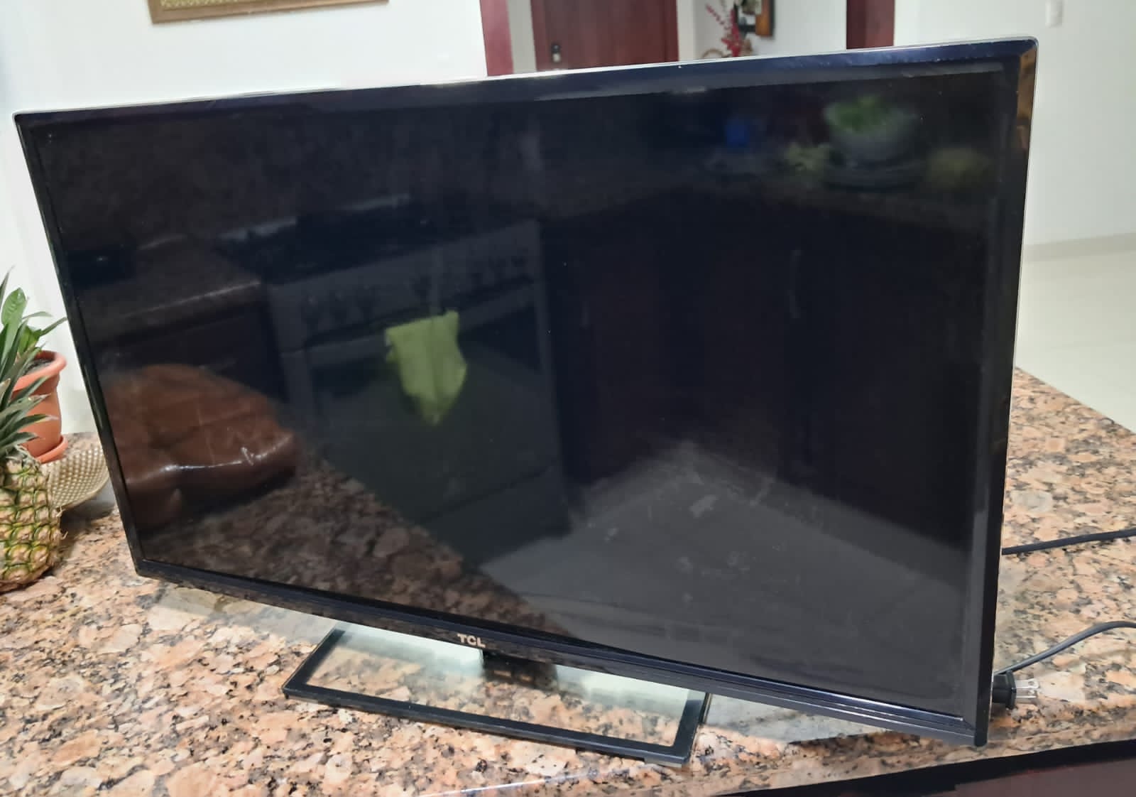TELÉFONO TCL HD SMART TV 32 PULGADAS COMO NUEVO POCO USO 9500 NEGOCIAB Foto 7277558-4.jpg