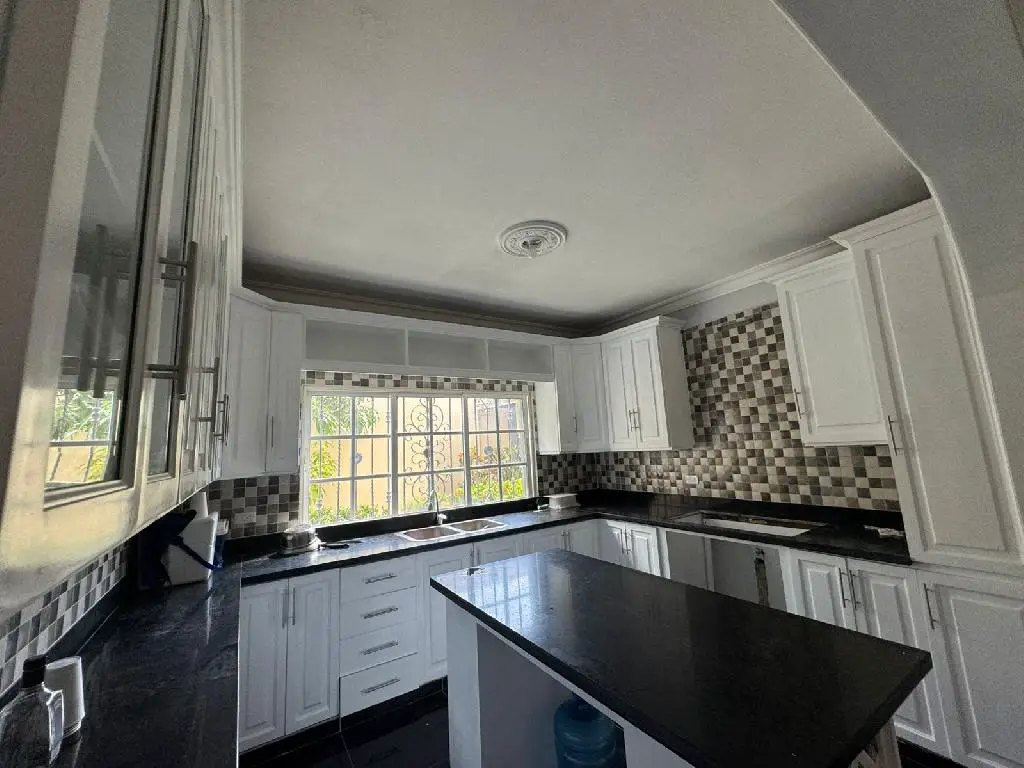 Se vende casa en Viejo Arroyo Hondo en residencial cerrado con garita  Foto 7277769-10.jpg